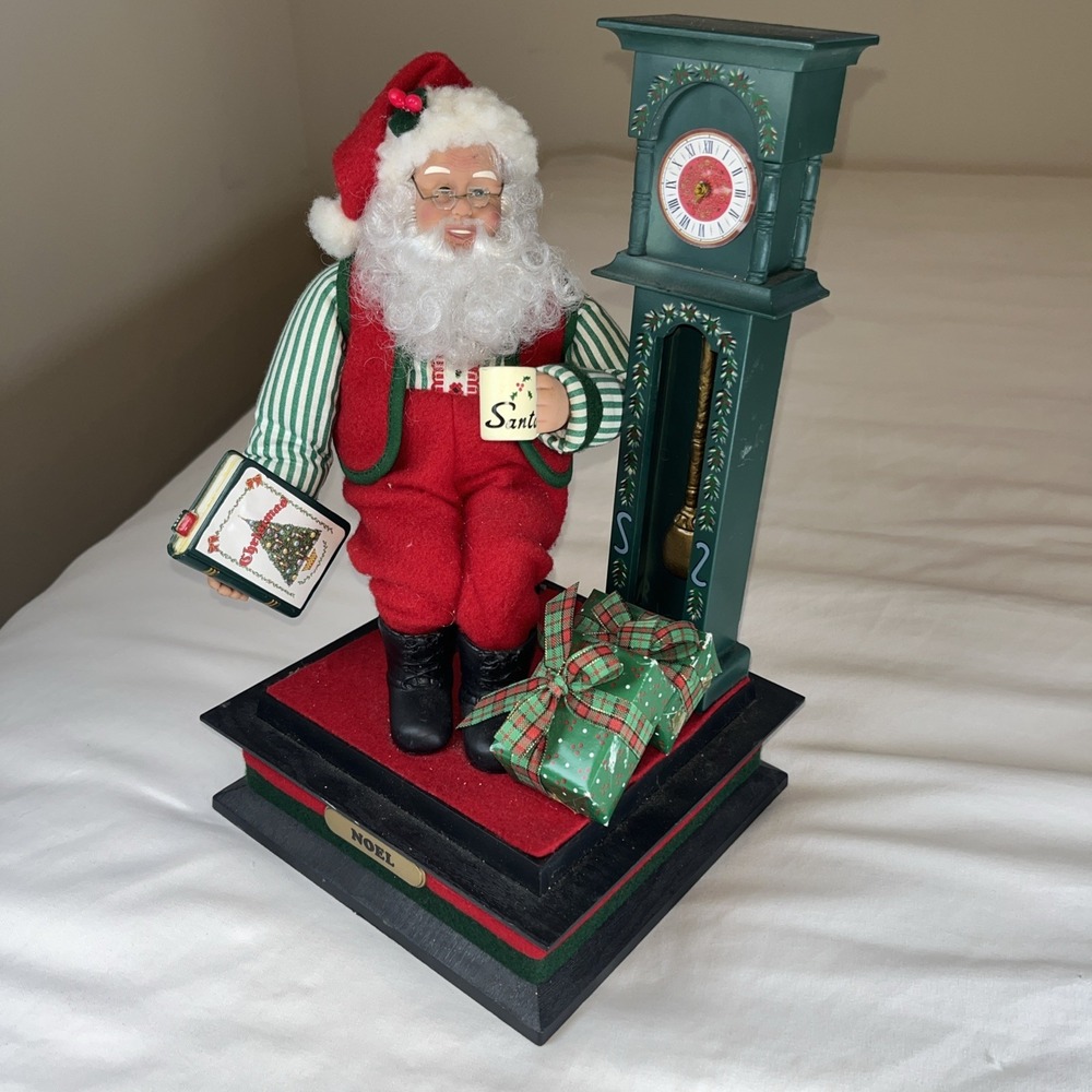 Holiday‎ Creations Christmas Carols From Jolly Ole Santa Noel Music 1993 Works!